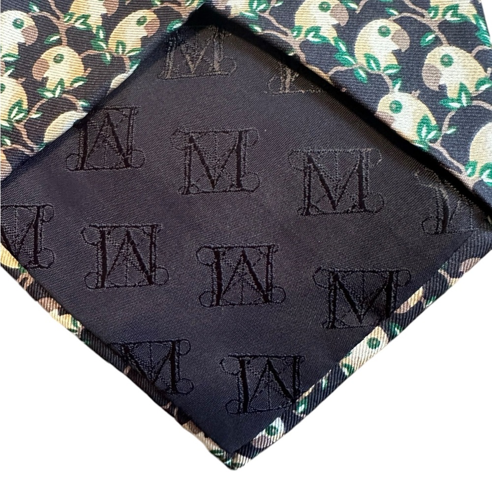 THE METROPOLITAN MUSEUM OF ART 100% silk black parrot head bird neck tie - Picture 4 of 5